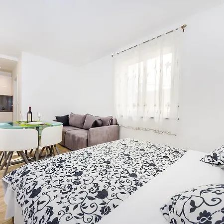 Apartament Studio Forum *